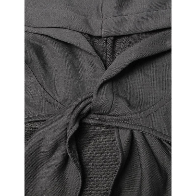 A cosy, stylish sweatshirt with a hollow-out design, perfect for everyday wear