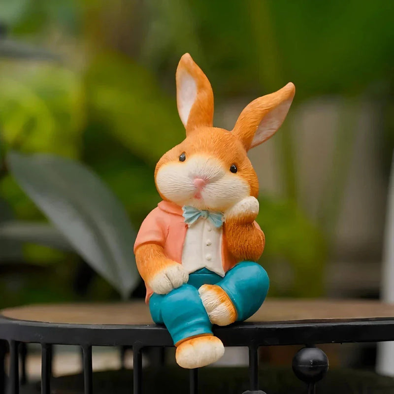 GiftHome UK Charming Sitting Rabbit Statue - Whimsical Garden Decor