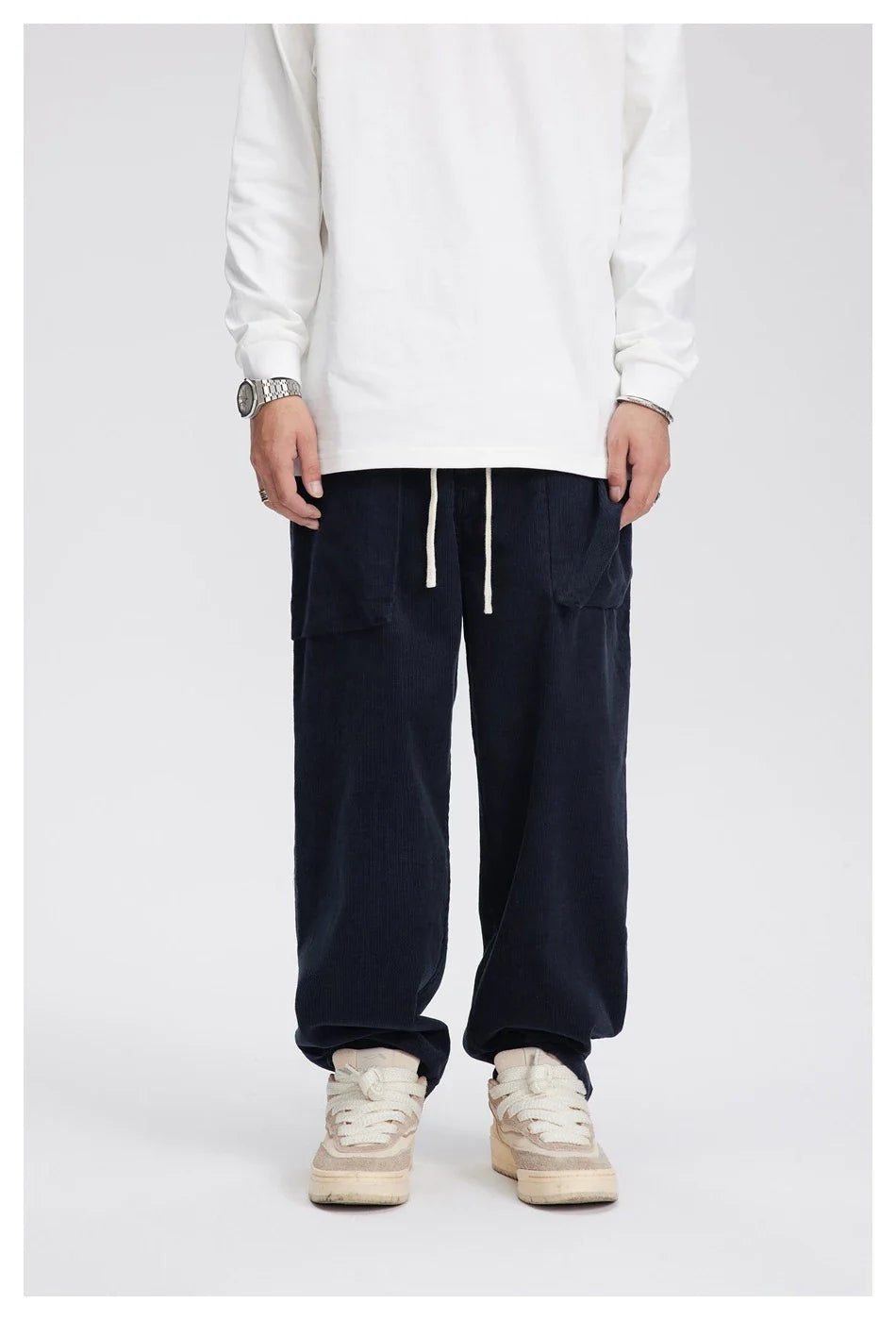 Retro corduroy straight-leg casual trousers for men in khaki and navy blue colours