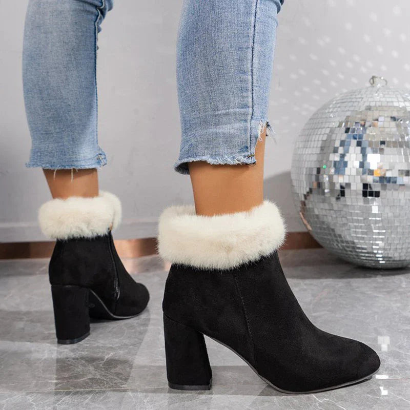 Premium plaid print ankle boots with a cosy lining, sturdy square heel, and versatile design for stylish winter wear