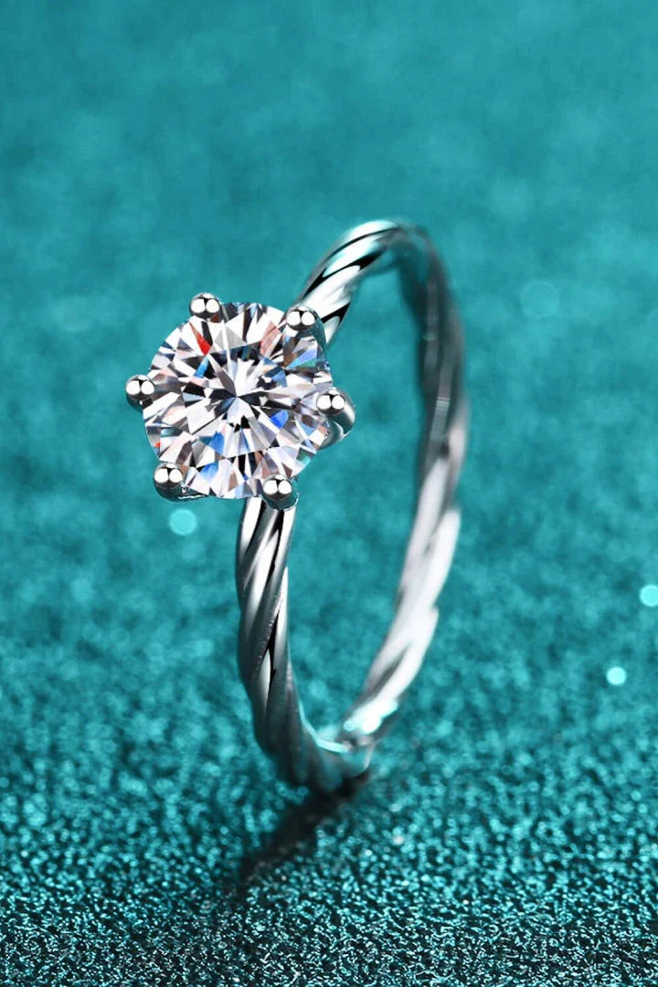 Stunning 1 carat moissanite cocktail ring in 925 sterling silver with a unique twisted setting design
