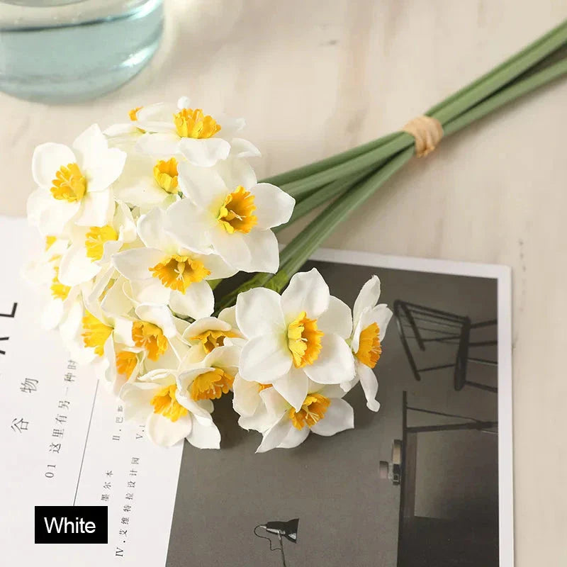 6-Piece Artificial Narcissus Flower Bouquet in White, Ideal for Home Decor, Weddings and Events