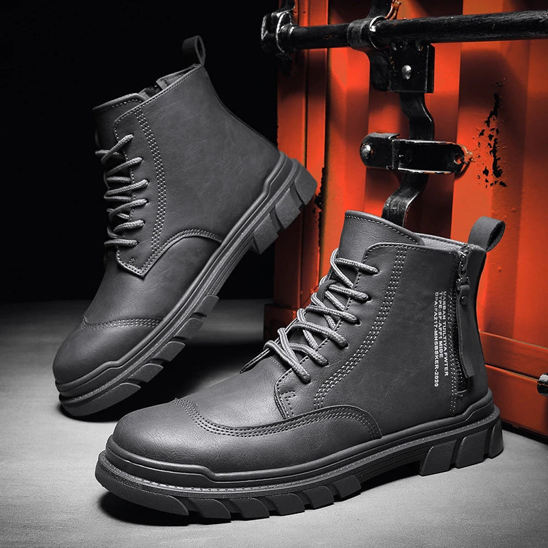 High-top tooling men's boots in classic British desert shoe style with round toe and middle heel