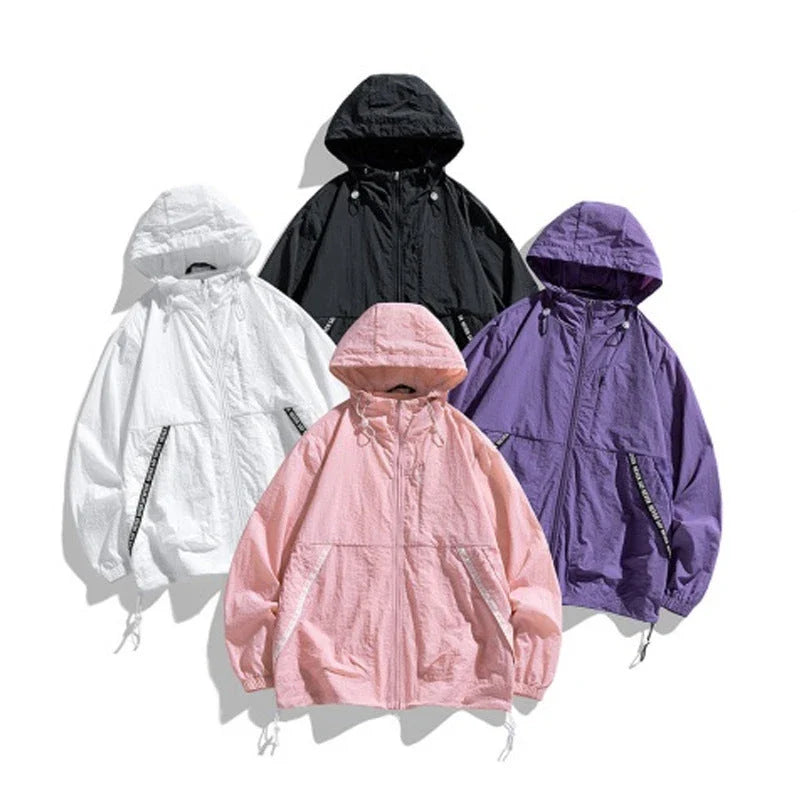 Stylish and versatile men's outdoor sports jacket in a range of colours, featuring a tailored fit and premium nylon construction for comfort and durability.