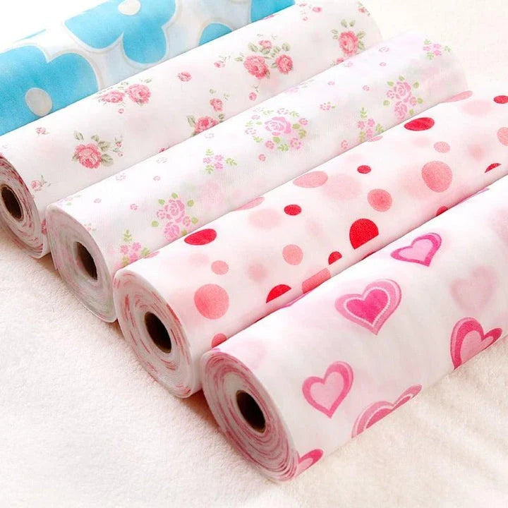 Premium disposable table covers in two sizes, made with durable PET material for convenient and elegant dining experiences in British homes.