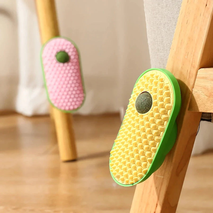 Cosy cat self-grooming brush with catnip compartment, made of eco-friendly ABS plastic and soft TPE rubber bristles