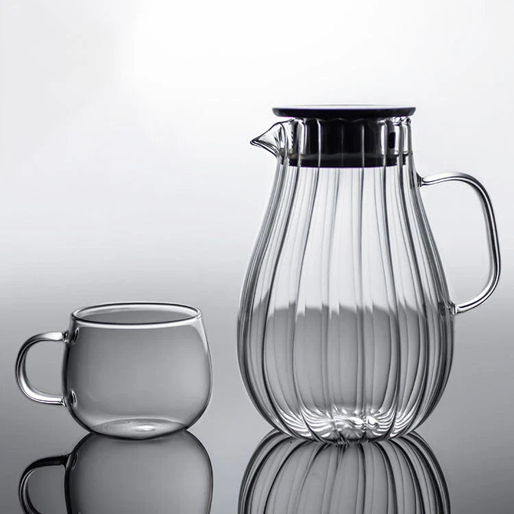 Premium 1700ml glass kettle with sleek, modern design for serving hot and cold drinks