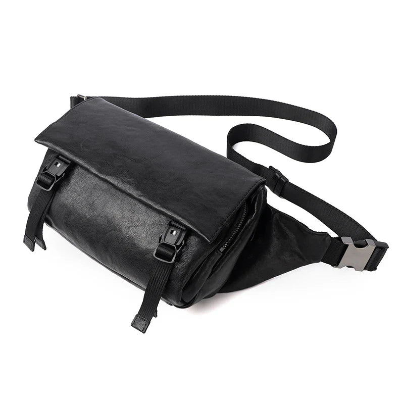 A stylish vegetable-tanned leather messenger bag for men, featuring a retro-inspired design and ample storage space.