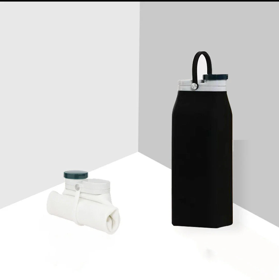 Compact and stylish folding cup made of soft silicone, available in various colours, perfect for on-the-go refreshment