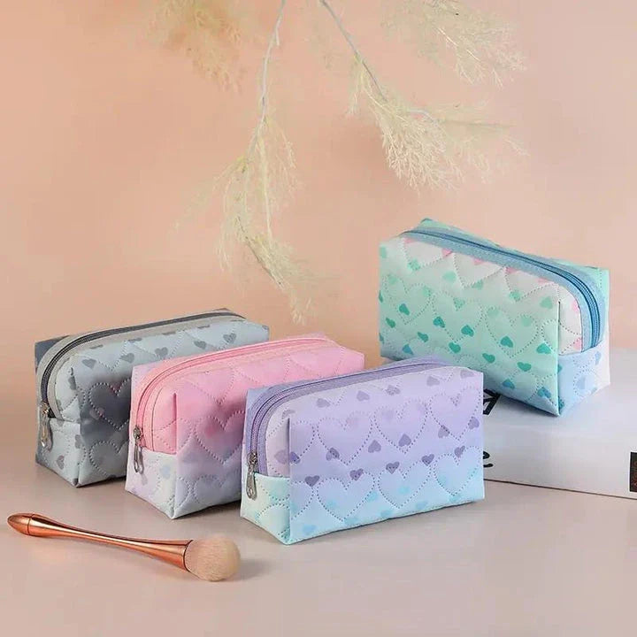 Stylish large-capacity waterproof cosmetic bag with heart pattern design, perfect for organising makeup, skincare, and travel essentials