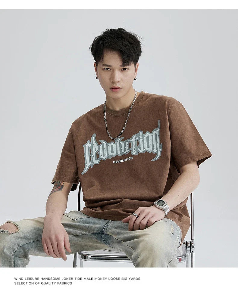 Premium vintage-inspired short-sleeved t-shirt in a distressed black colour, made of soft pure cotton fabric
