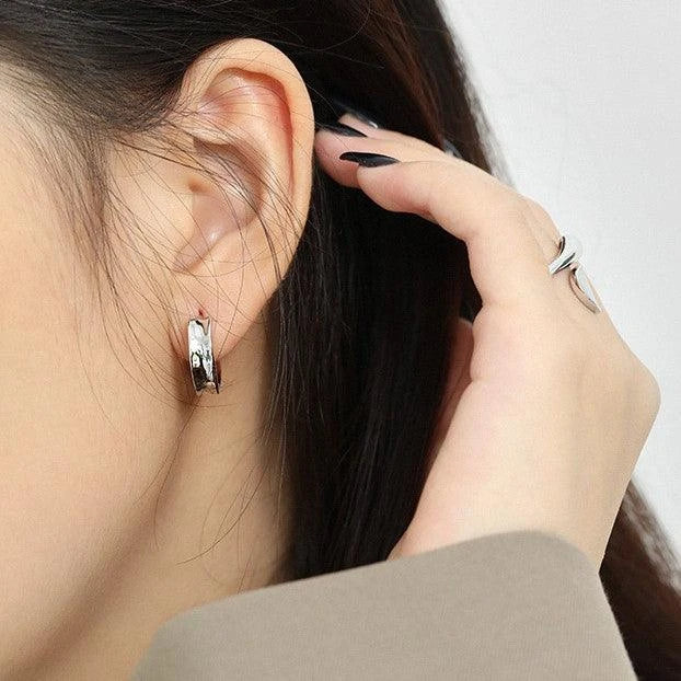 Pair of elegant 925 sterling silver geometric circle earrings in a trendy Korean style