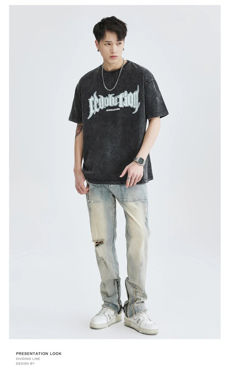 Premium vintage-inspired short-sleeved t-shirt in a distressed black colour, made of soft pure cotton fabric