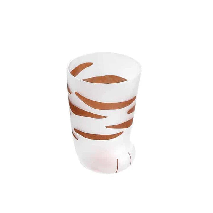 Charming cat paw shaped glass mug with a generous 301-400 ml capacity, perfect for enjoying your favourite hot beverage