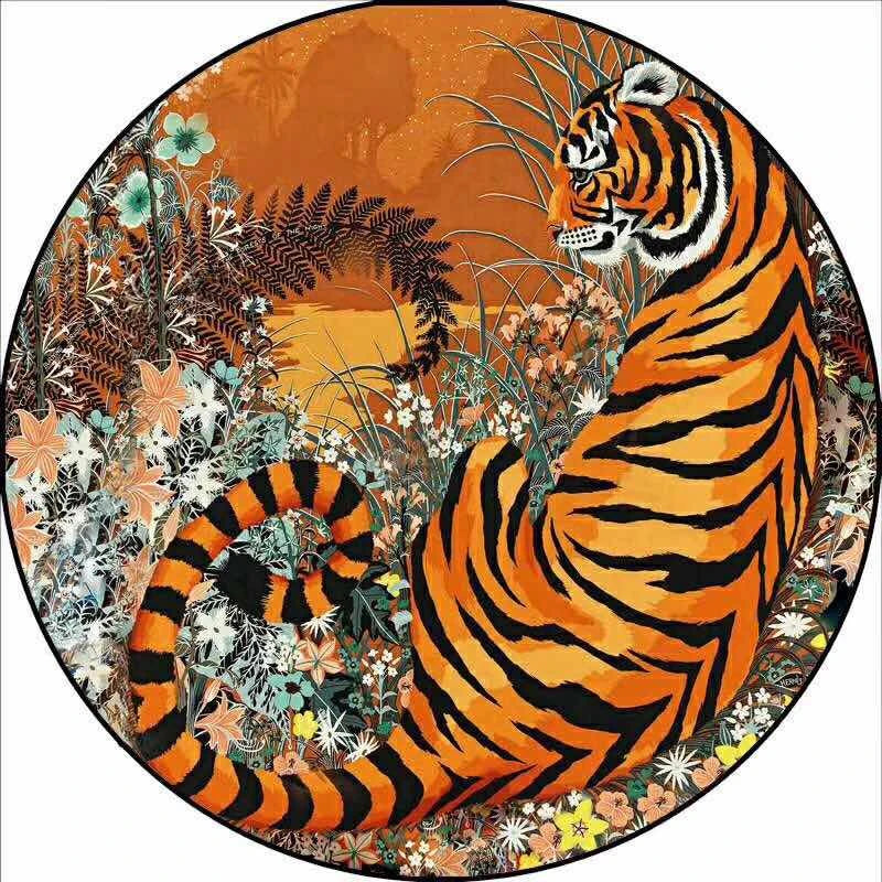 Stylish round rug made of premium polyester with non-slip backing for living room, bedroom or entryway decor