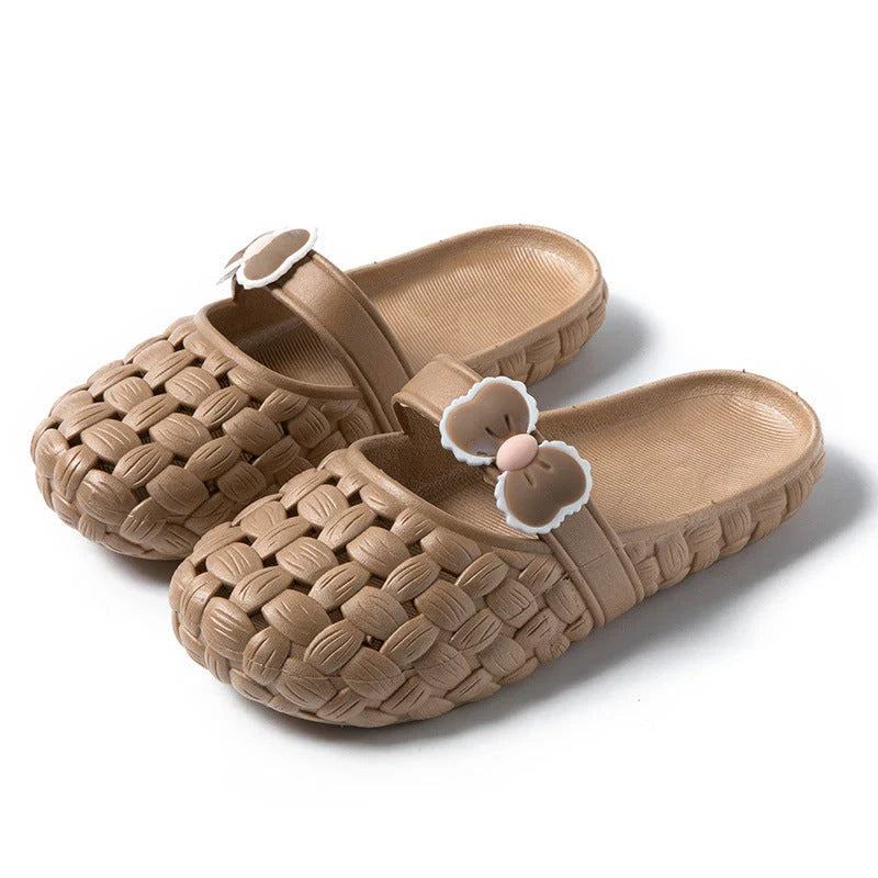 Baotou slippers with bow braid design, perfect for summer beach and casual wear
