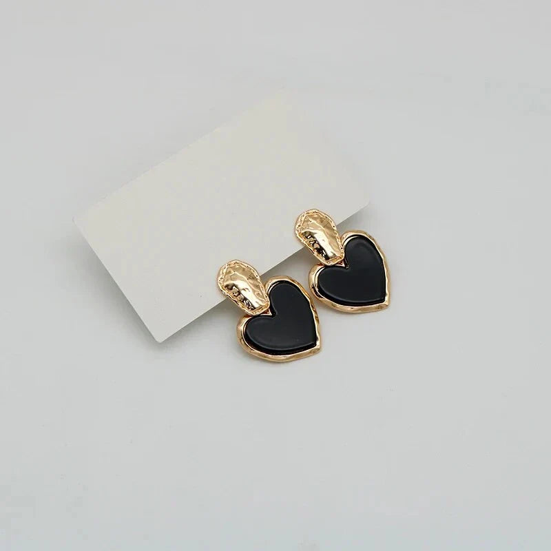 Elegant black heart drop earrings made from vintage zinc alloy fashion jewellery