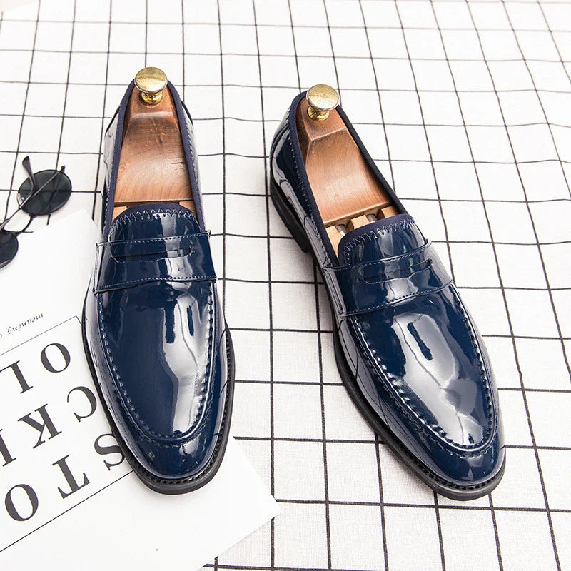 GiftHome UK Stylish Men's Patent Leather Formal Shoes with Sleek Design