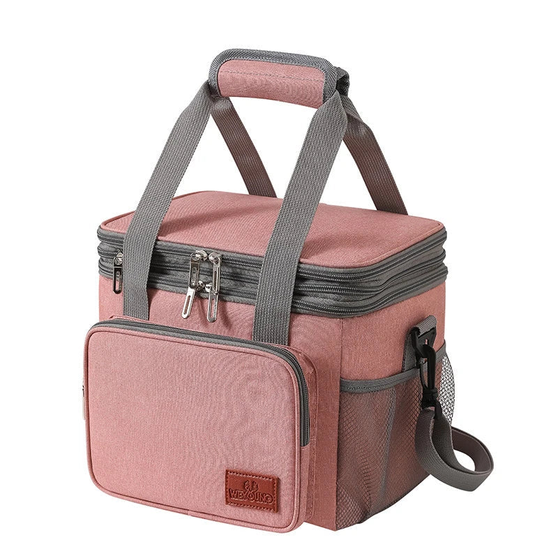 Portable picnic bento bag made of durable Oxford cloth and insulated with aluminium foil to keep food fresh and at the right temperature