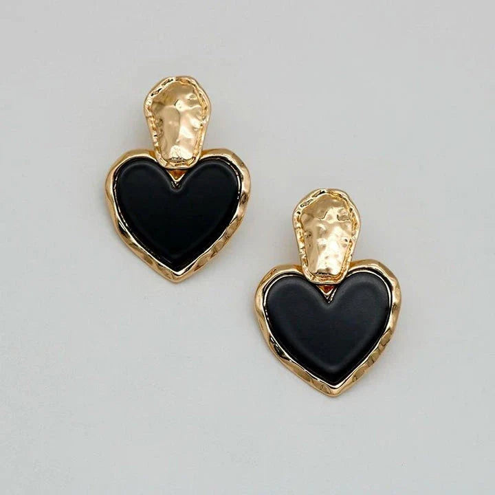 GiftHome UK Elegant Black Heart Drop Earrings - Timeless Vintage Charm