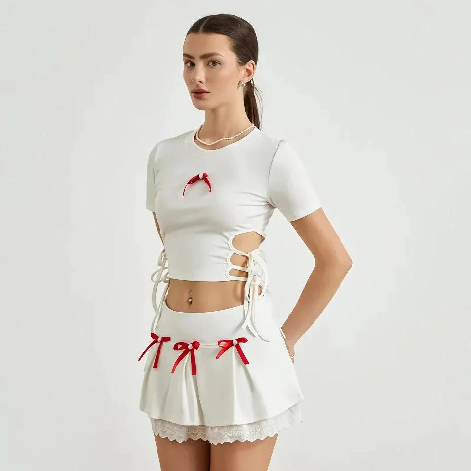 Elegant white lace 2-piece summer set with bow bandage cutout T-shirt and elastic mini skirt