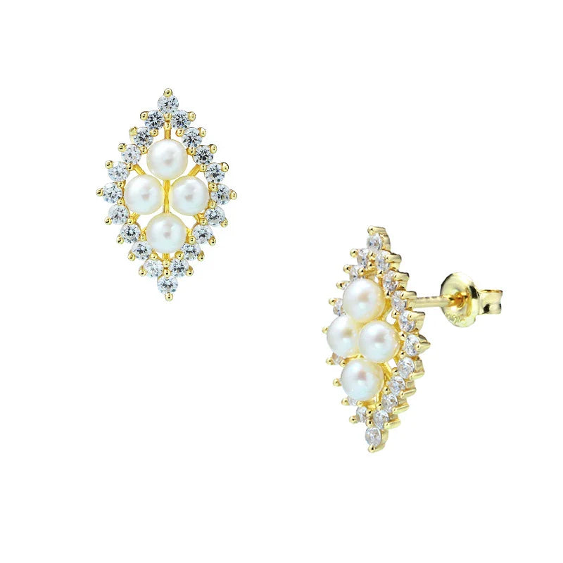 Elegant diamond-shaped natural pearl earrings for women, showcasing a retro-inspired design and high-quality silver construction.