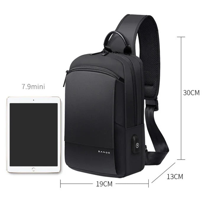 Stylish men's chest bag made of durable Oxford cloth with multiple pockets and compartments for everyday organisation and convenience