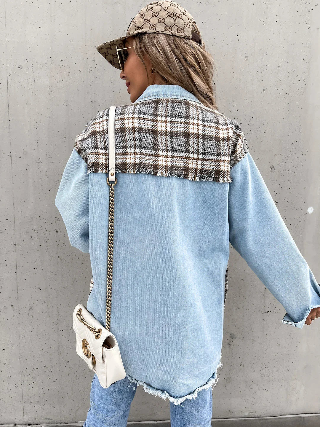 Classic denim plaid jacket with relaxed fit, made from high-quality polyester for British women.