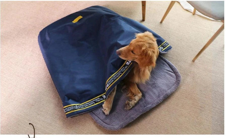 Premium waterproof dog bed with plush surface and water-resistant design for cosy comfort and easy maintenance