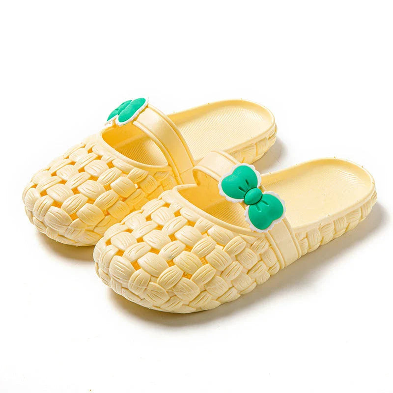 Baotou slippers with bow braid design, perfect for summer beach and casual wear