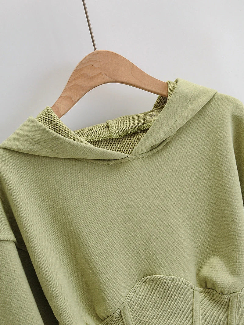 Slim-fit hooded sweater in a range of classic and on-trend colours, perfect for the modern British fashion enthusiast