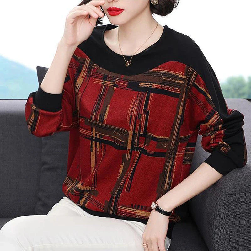 Premium long-sleeved oversized sweater in a relaxed, comfortable fit and available in a range of stylish colours