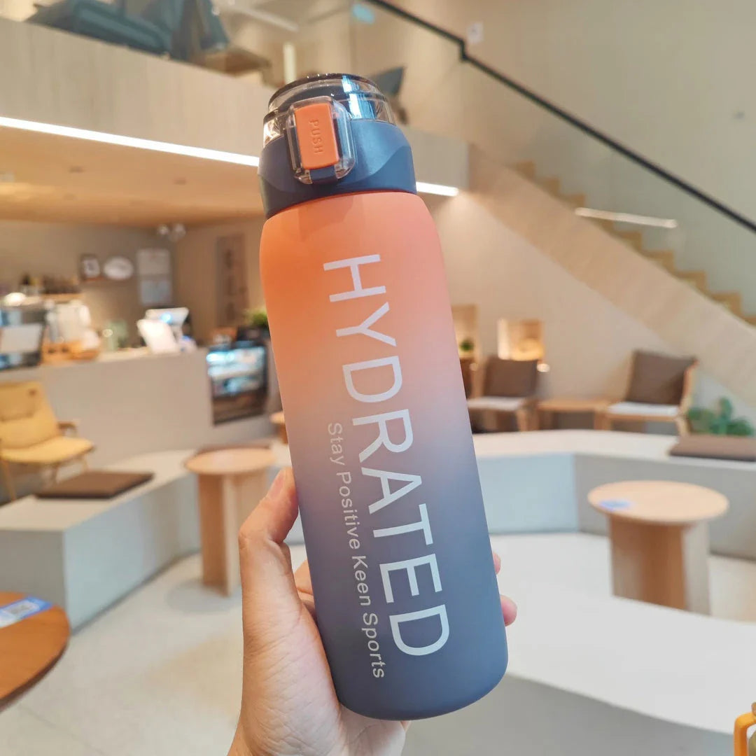Trendha Large Capacity Gradient Frosted Water Bottle in Yellow - Stylish and Durable Hydration Solution