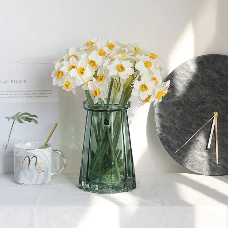 6-Piece Artificial Narcissus Flower Bouquet in White, Ideal for Home Decor, Weddings and Events