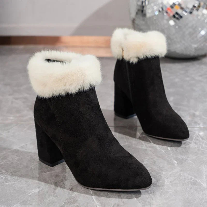 Premium plaid print ankle boots with a cosy lining, sturdy square heel, and versatile design for stylish winter wear