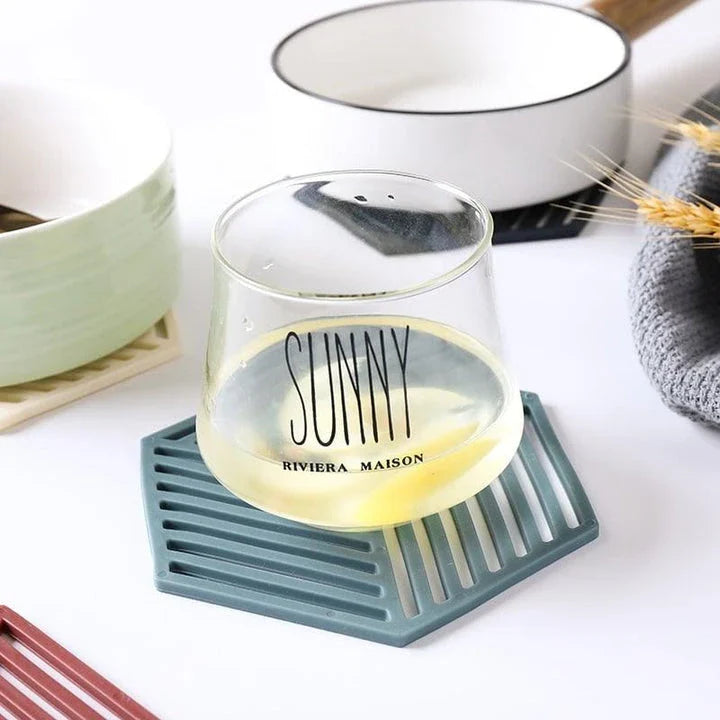 GiftHome UK Stylish Geometric Cup Coasters: Elegant British Design