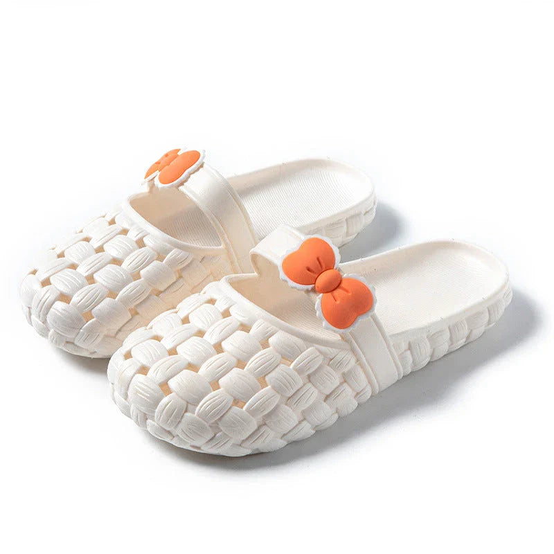 Baotou slippers with bow braid design, perfect for summer beach and casual wear