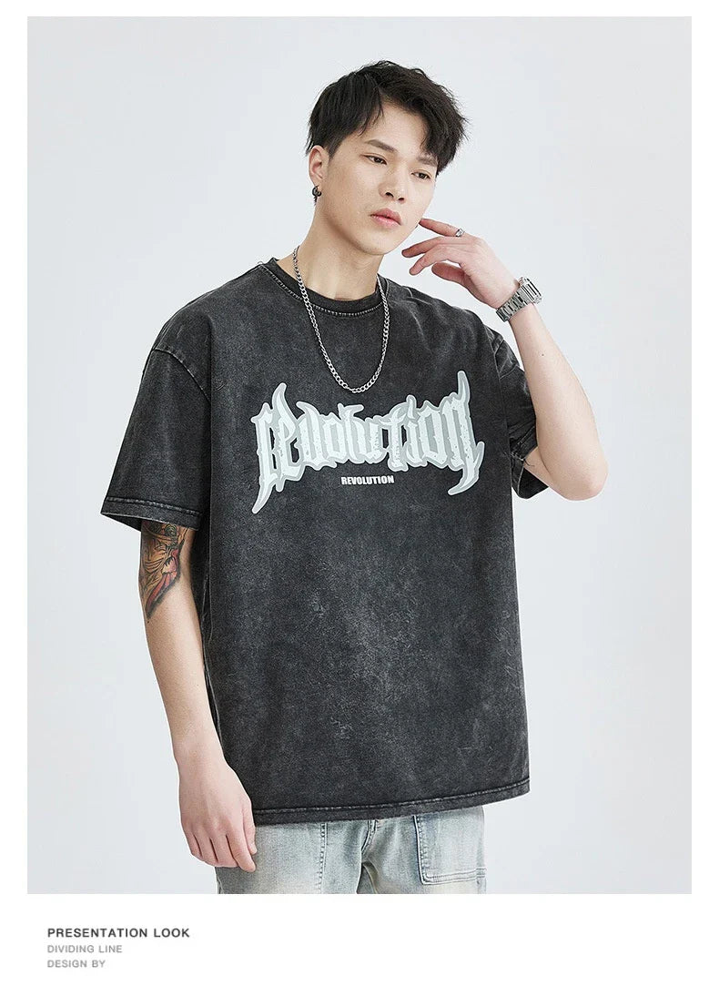 Premium vintage-inspired short-sleeved t-shirt in a distressed black colour, made of soft pure cotton fabric