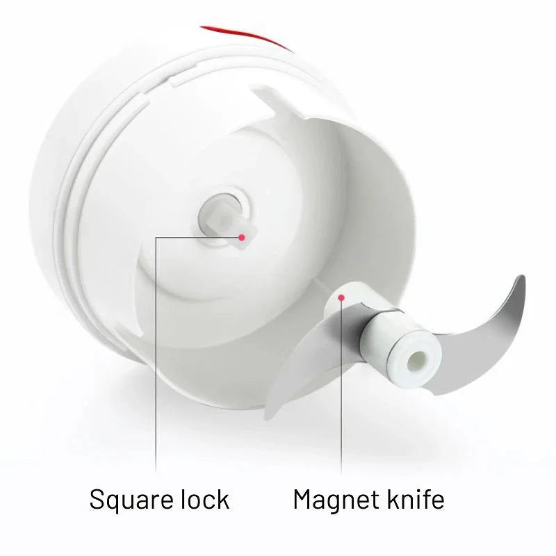 A high-quality manual food processor with sharp blades for effortlessly chopping, mincing, and processing a variety of ingredients.