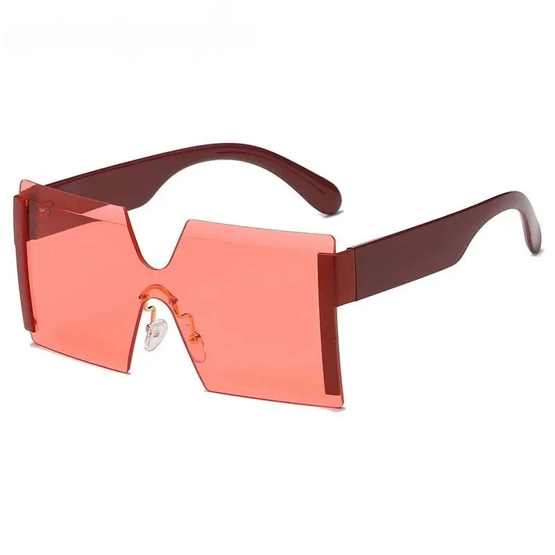 Stylish rimless gradient square sunglasses for women, featuring a bold and versatile design with gradient lenses for enhanced privacy and sun protection.