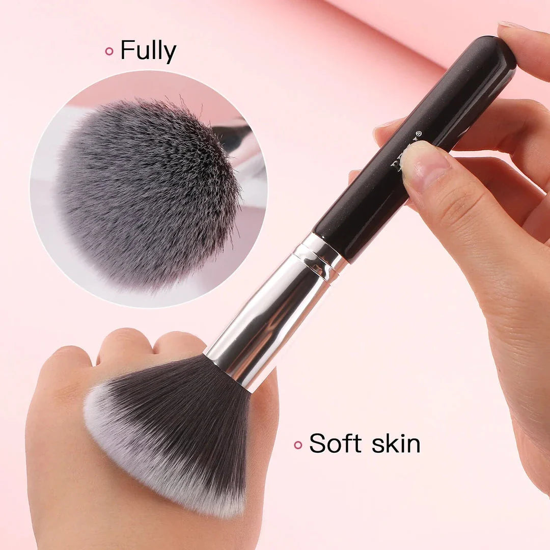 Professional 30-Piece Black Makeup Brush Set for Flawless Makeup Application