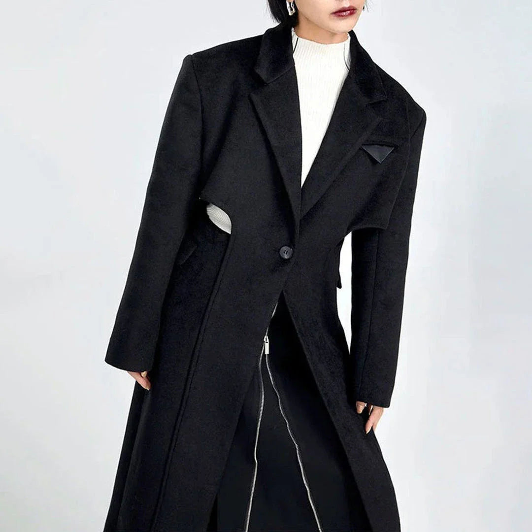 Elegant autumn-winter woollen overcoat with waist cut-out design, turn-down collar, and single-button closure