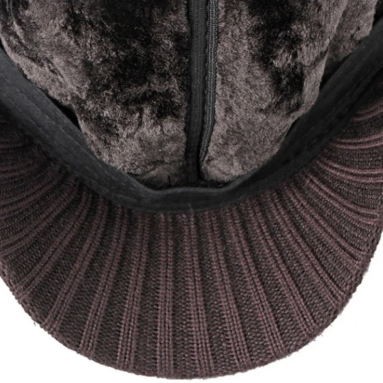 GiftHome UK Warm and Stylish Men's Winter Baseball Cap with Leather Earflaps