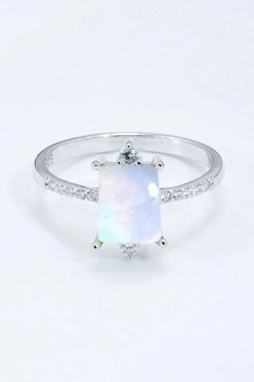 Elegant 925 Sterling Silver Square Moonstone Ring with Mesmerising Blue-Violet Hue