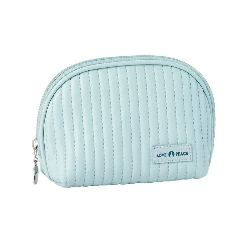 Compact Shell Cosmetic Bag for Women - A stylish and functional makeup pouch for the modern British woman