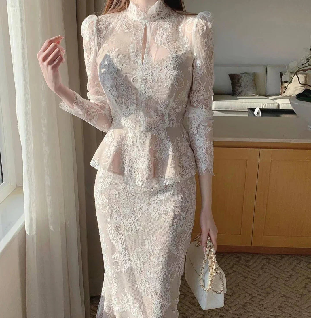 Elegant white lace crochet shirt with stand collar and ruffled fishtail hip skirt