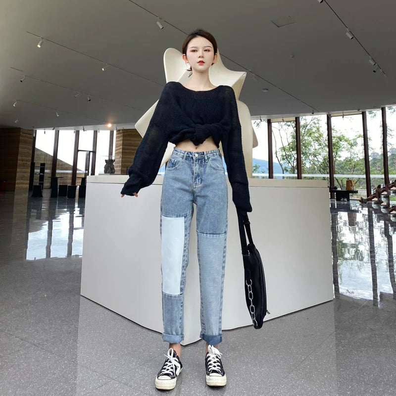 Premium high-waisted straight-leg denim trousers in light blue for autumn fashion