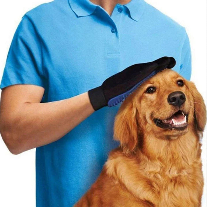 Versatile rubber grooming glove for dogs, featuring a flexible, customised fit and gentle hair removal for effective pet care