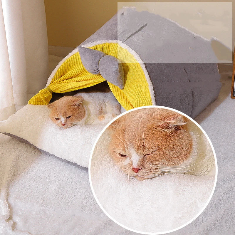 GiftHome UK Cosy Feline Retreat: Pet Nest for All Seasons