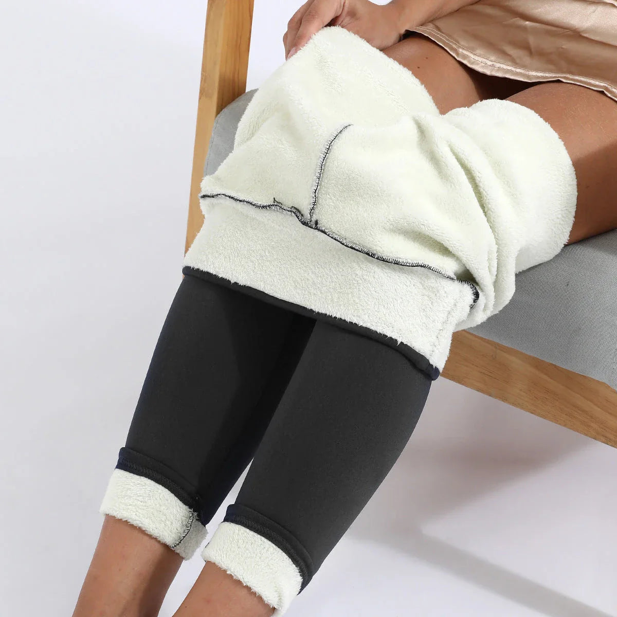 Women's Cozy Thermal Fleece Leggings in Various Colors and Sizes